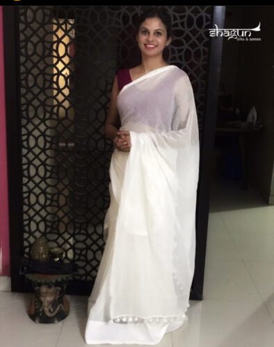 White Mulmul Saree photo review